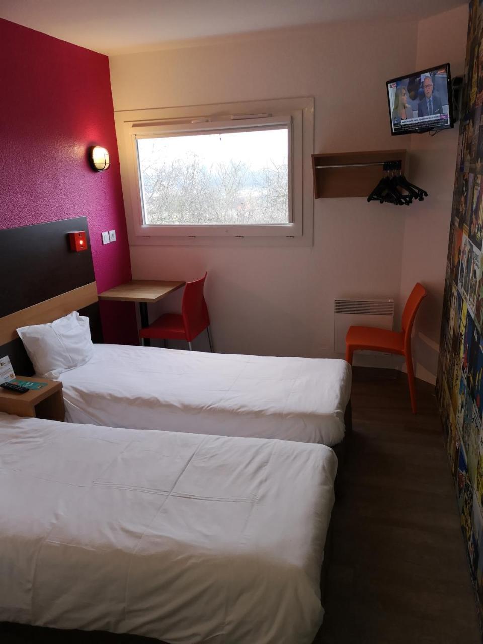 Hotelf1 Nemours Bagian luar foto